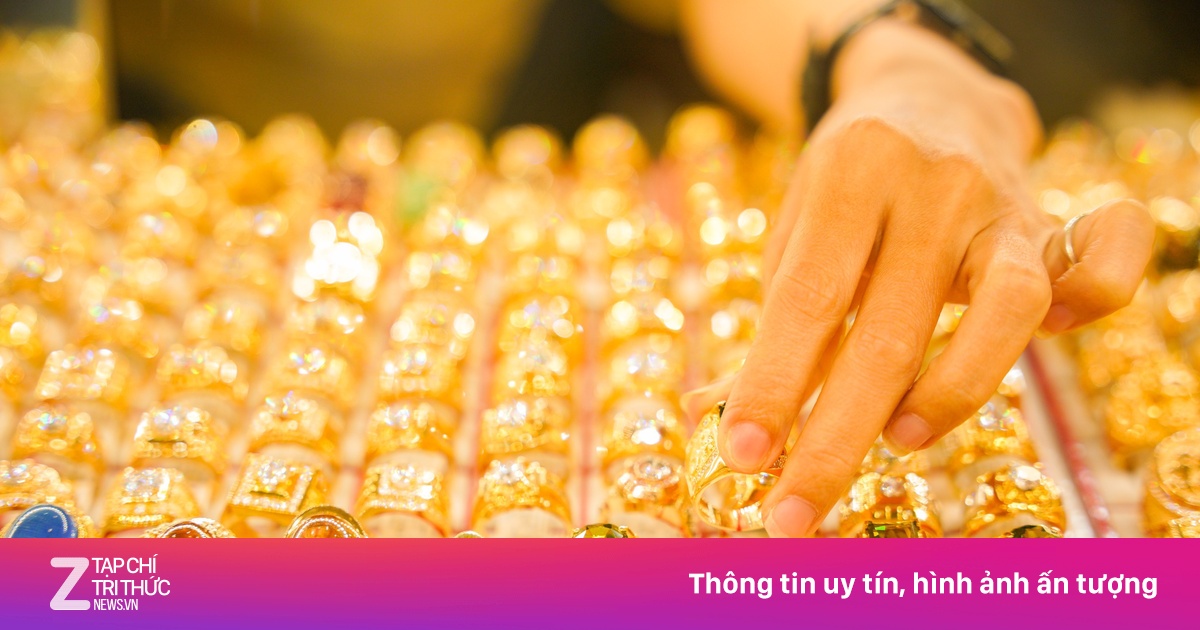 Giá vàng giảm mạnh, người mua lỗ gần 6 triệu đồng/lượng sau một tuần