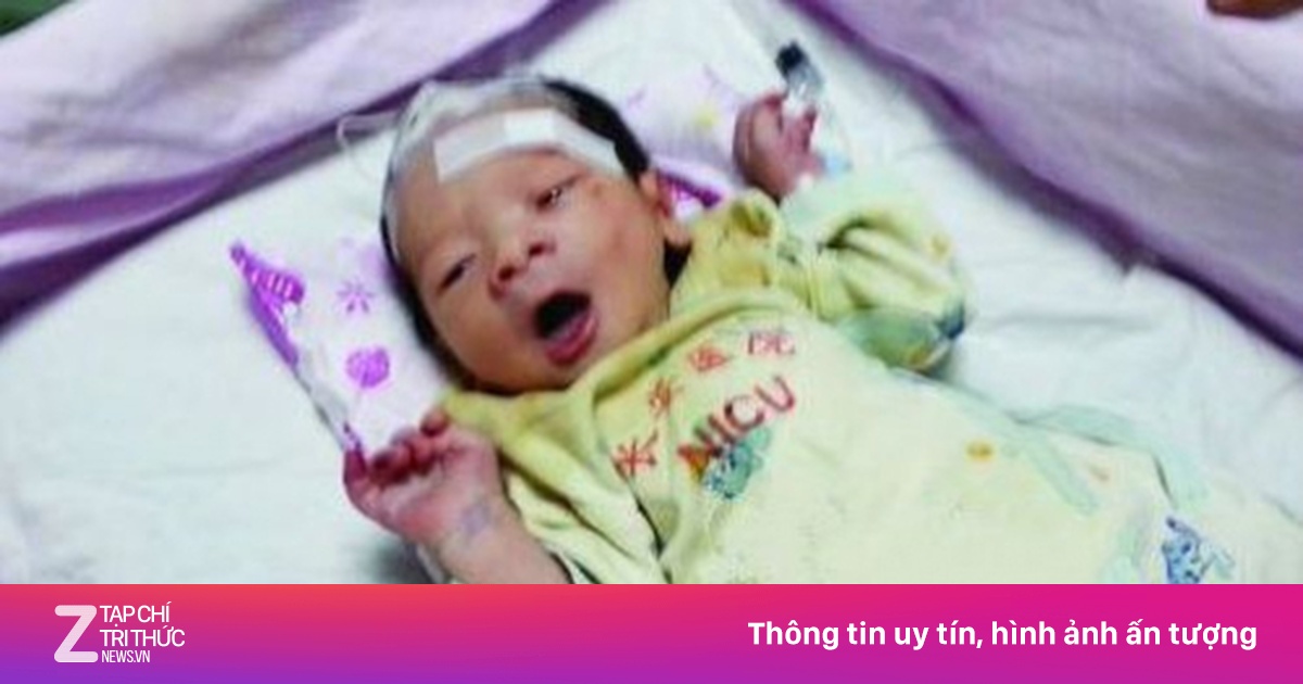 Bé sơ sinh bị bỏ rơi sống sót sau bão Kalmaegi - Thế giới - ZNEWS.VN