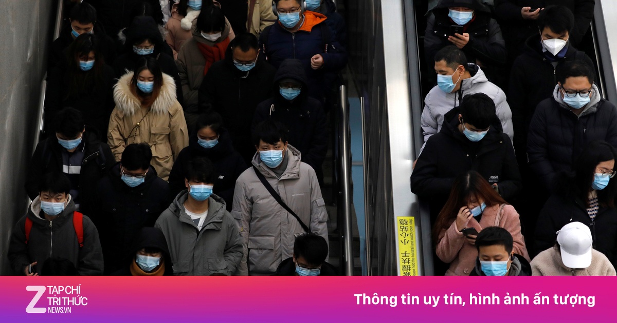 Nhiều doanh nghiệp Trung Quốc bắt đầu 'đuổi nhân viên về đúng giờ'