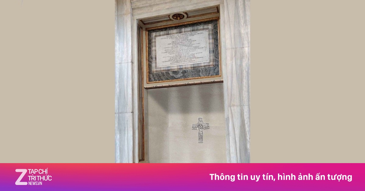 Vatican công bố ngôi mộ gắn với tổ tiên Italy của GIáo hoàng Francis