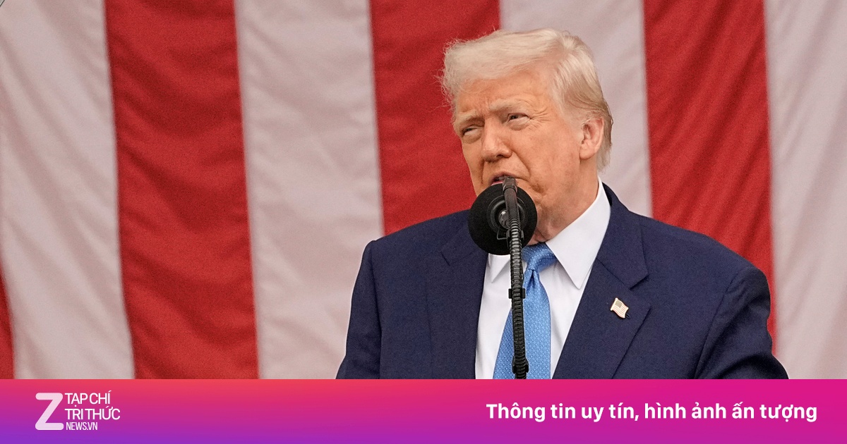 Ông Trump lại tận dụng cơ hội để khoe thành tích
