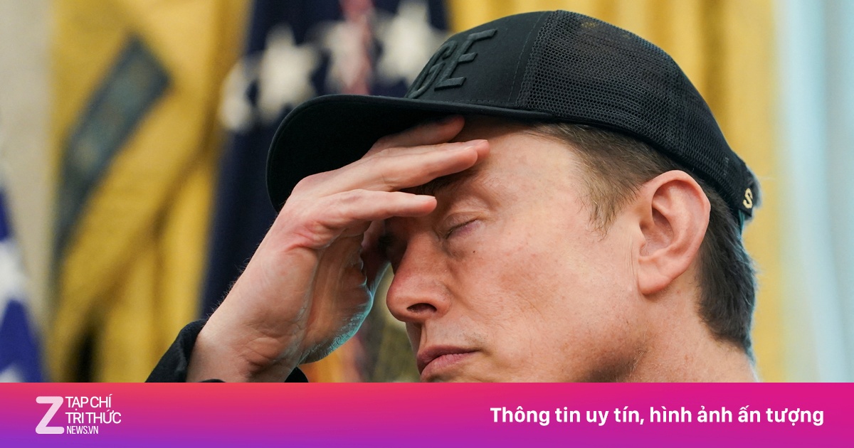 Elon Musk mất gần 100 tỷ USD sau màn cãi vã với ông Trump