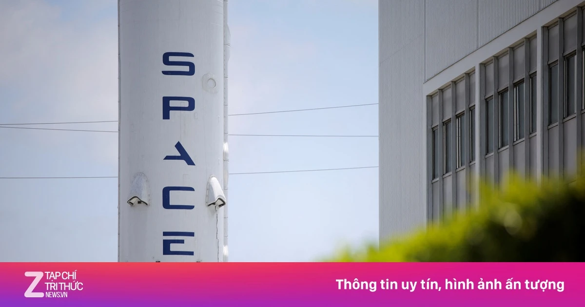 SpaceX vạ lây vì căng thẳng Trump - Musk