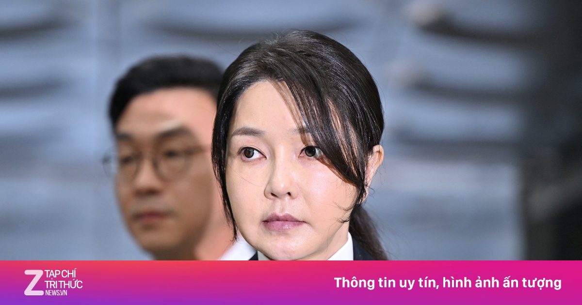 Túi xách, đồng hồ 'tố cáo' cựu đệ nhất phu nhân Hàn Quốc