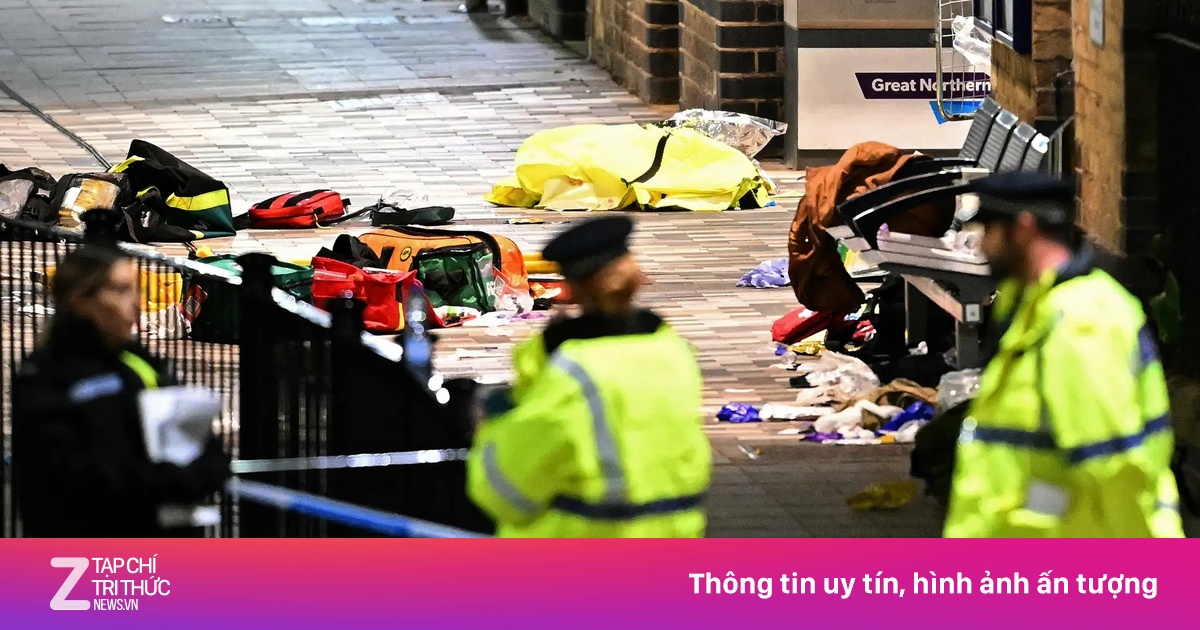 Đâm dao rúng động nước Anh