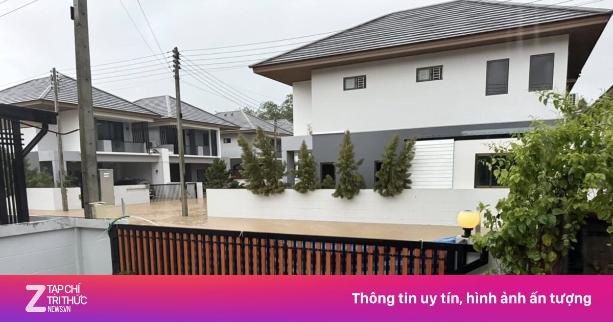 Ngôi nhà duy nhất không ngập giữa tâm lũ Thái Lan