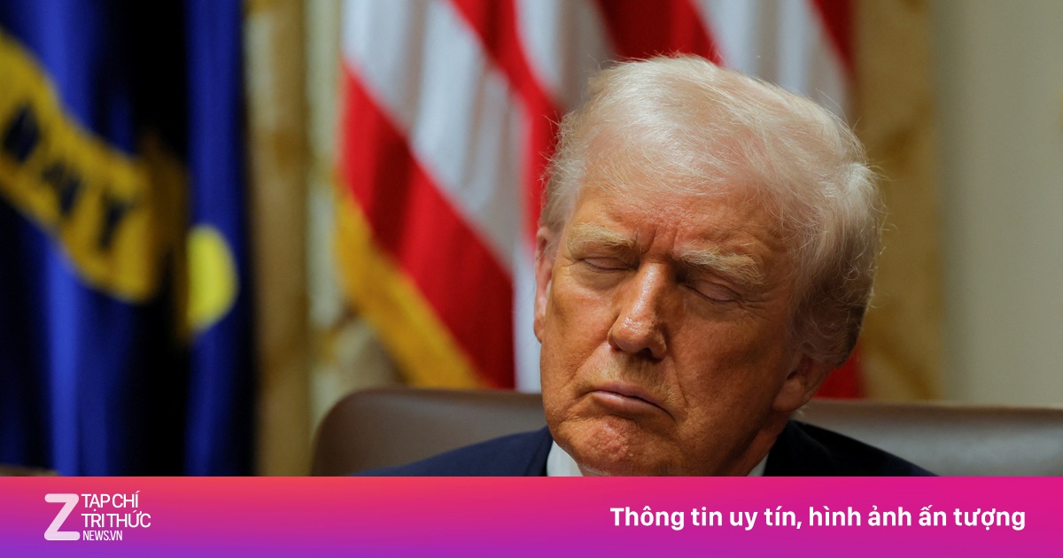 Ông Trump lại ngủ gật