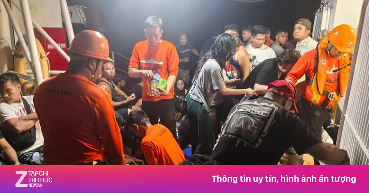 Phà chở hơn 350 người bị chìm ở Philippines