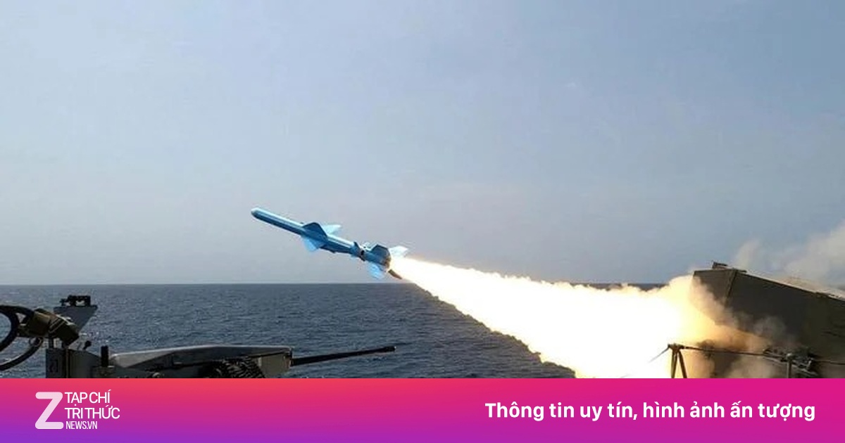 Iran cảnh báo tấn công tàu sân bay Mỹ