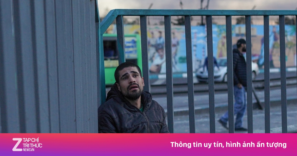 Tehran Chìm Trong Khói Lửa: Người Dân Iran Run Rẩy Dưới Bầu Trời Đầy Tên Lửa