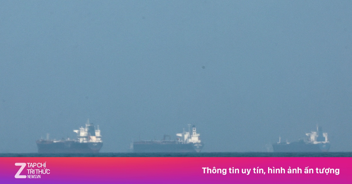 Iran tuyên bố tấn công tàu chở dầu Mỹ tại Hormuz