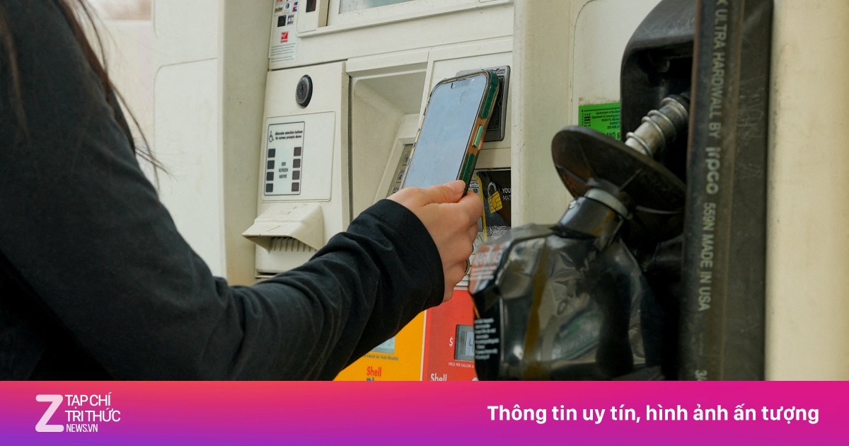 Giá dầu tăng sốc, đồng hồ chiến sự Iran bắt đầu đếm ngược?
