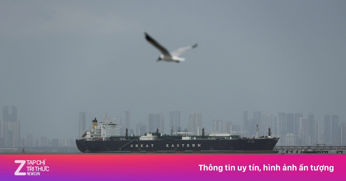Iran Cương Quyết Không Mở Eo Biển Hormuz, Thách Thức Trực Diện Tối Hậu Thư Của Mỹ
