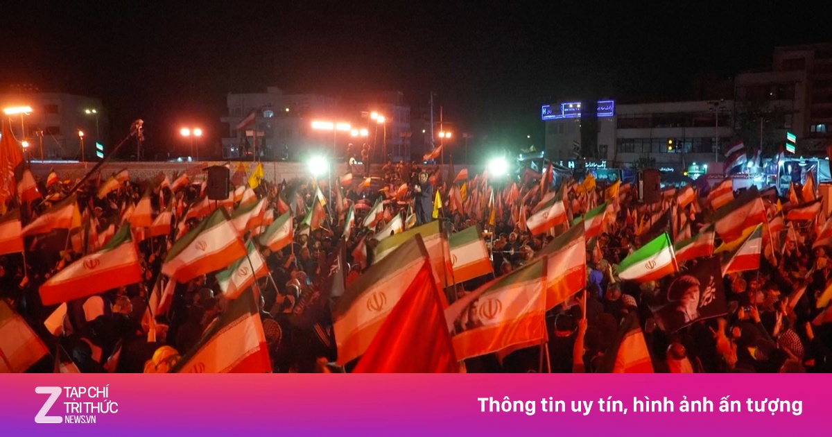 Người Iran Biểu Tình Ủng Hộ Chính Phủ, Thách Thức Lệnh Phong Tỏa Của Mỹ