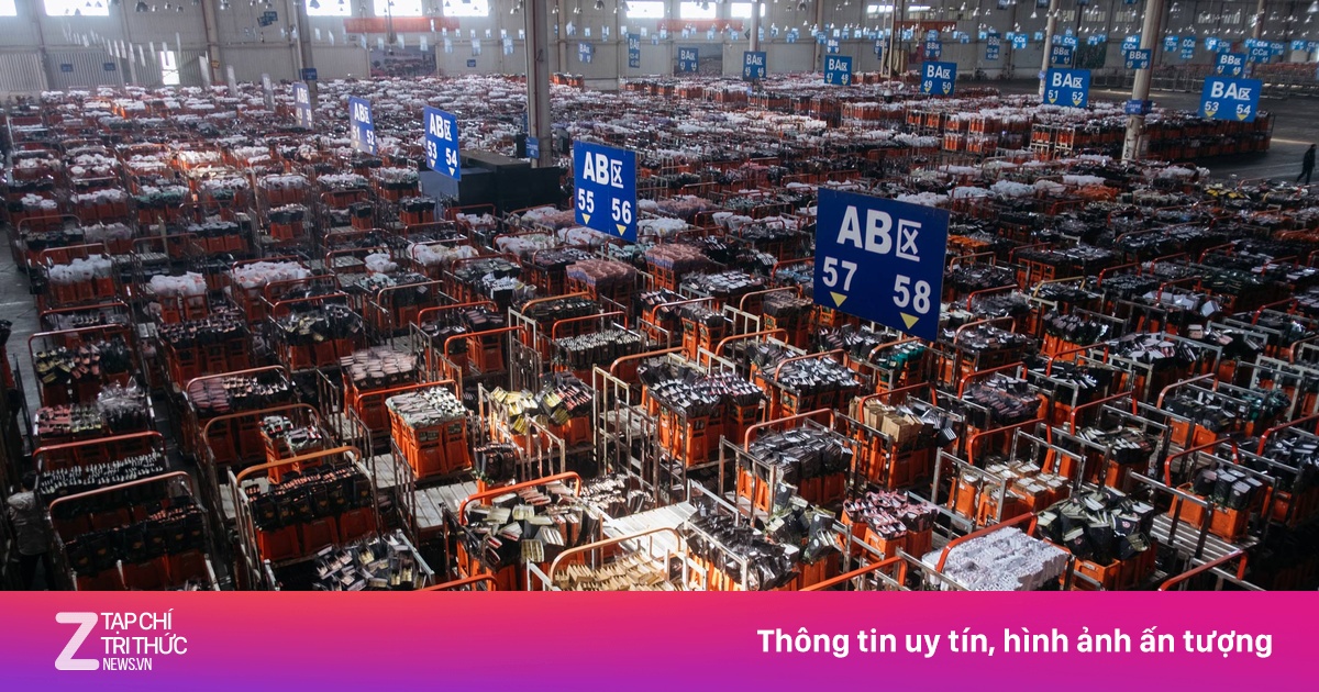 Bó hoa 14 tệ freeship hé lộ sức mạnh logistics của Trung Quốc