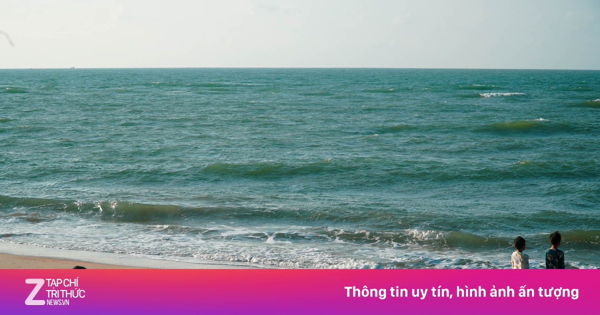 'Trốn ồn ào' dịp lễ tại bãi biển xanh như ngọc ở Bà Rịa - Vũng Tàu