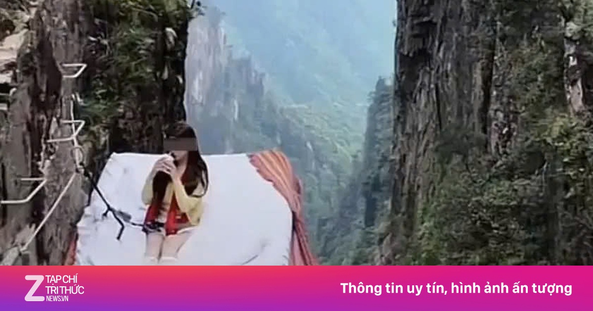 Giường treo vách đá 1.600 m hút khách tại Trung Quốc