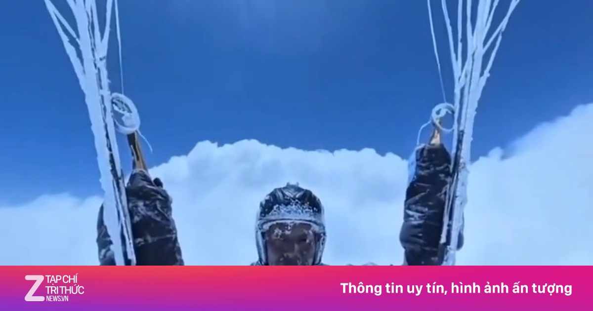 'Đóng băng' ở độ cao 8.598 m khi chơi dù lượn ở Trung Quốc