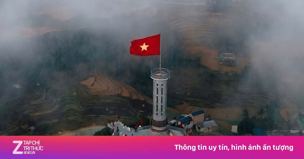 Cột cờ Lũng Cú Hà Giang tạm dừng đón khách