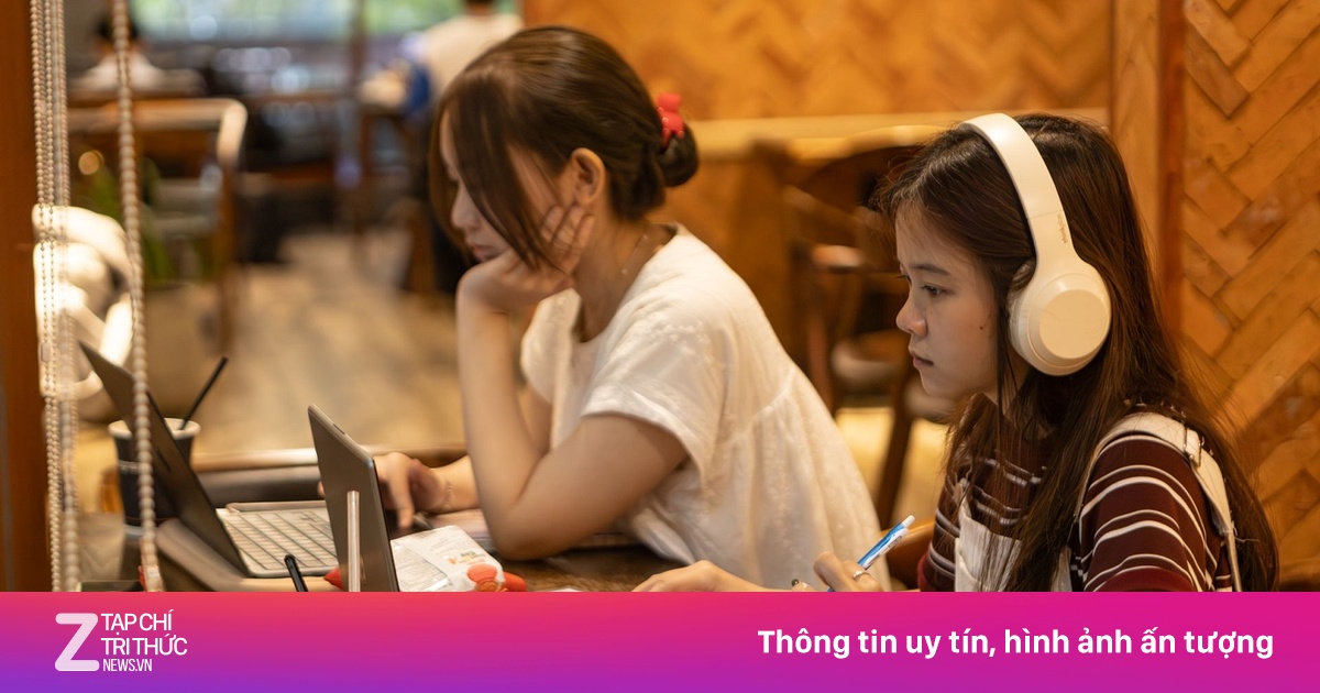 Vì sao nhiều quán cà phê chán ngán khách ngồi lâu, 'ôm' laptop?