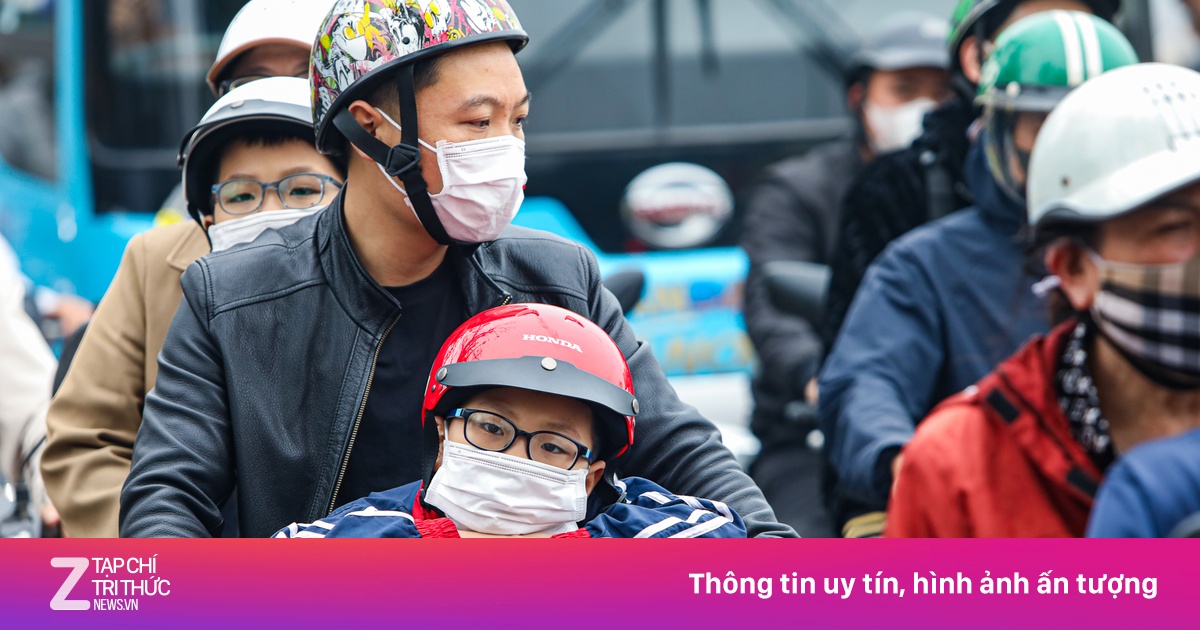 Dòng người đổ về Hà Nội ngày cuối kỳ nghỉ lễ Giỗ tổ Hùng Vương