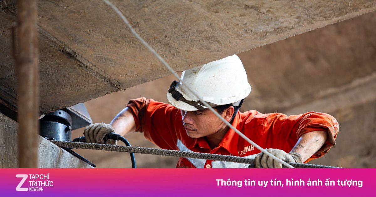 Gấp rút sửa chữa gối trụ cầu Vành đai 3 trên cao