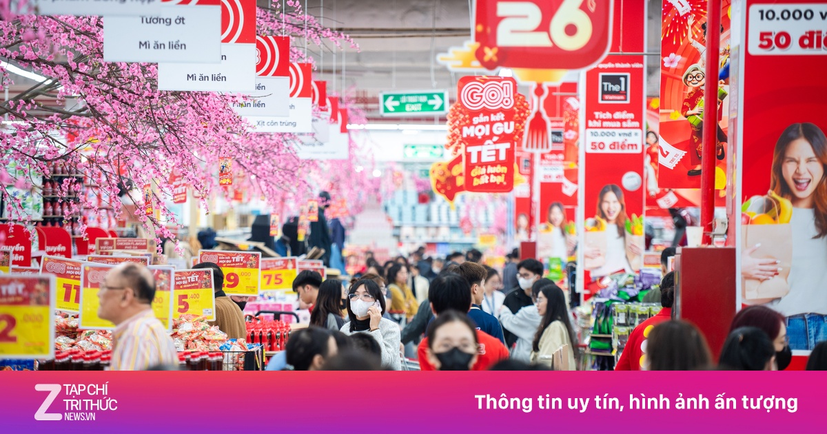 Cảnh tượng chen chúc mua sắm tại siêu thị trước thềm Tết Nguyên đán