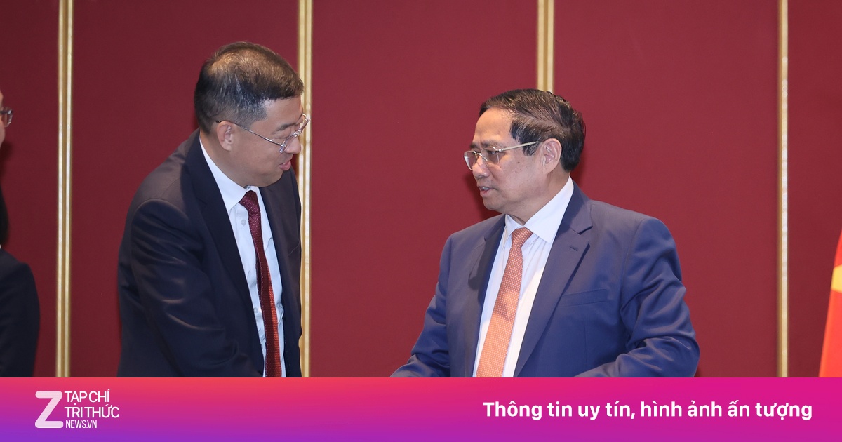 Thủ tướng đề nghị Ngân hàng Trung Quốc tham gia Trung tâm tài chính