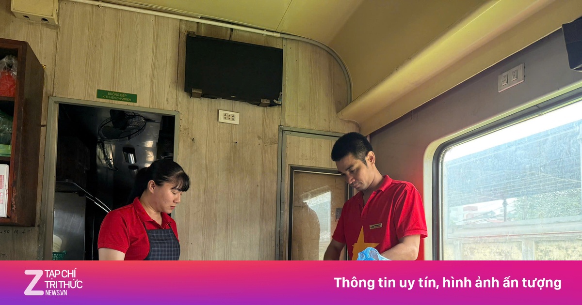 Những người làm việc xuyên Tết Bính Ngọ 2026