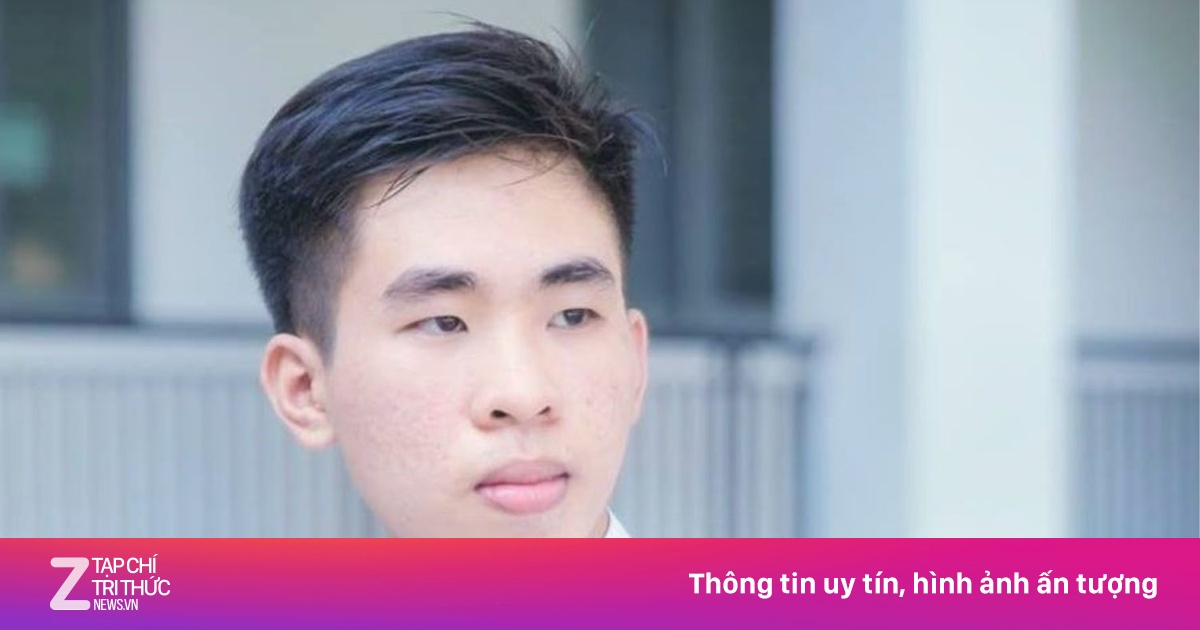 Viết thơ trong đêm gác, giờ nghỉ đường hành quân