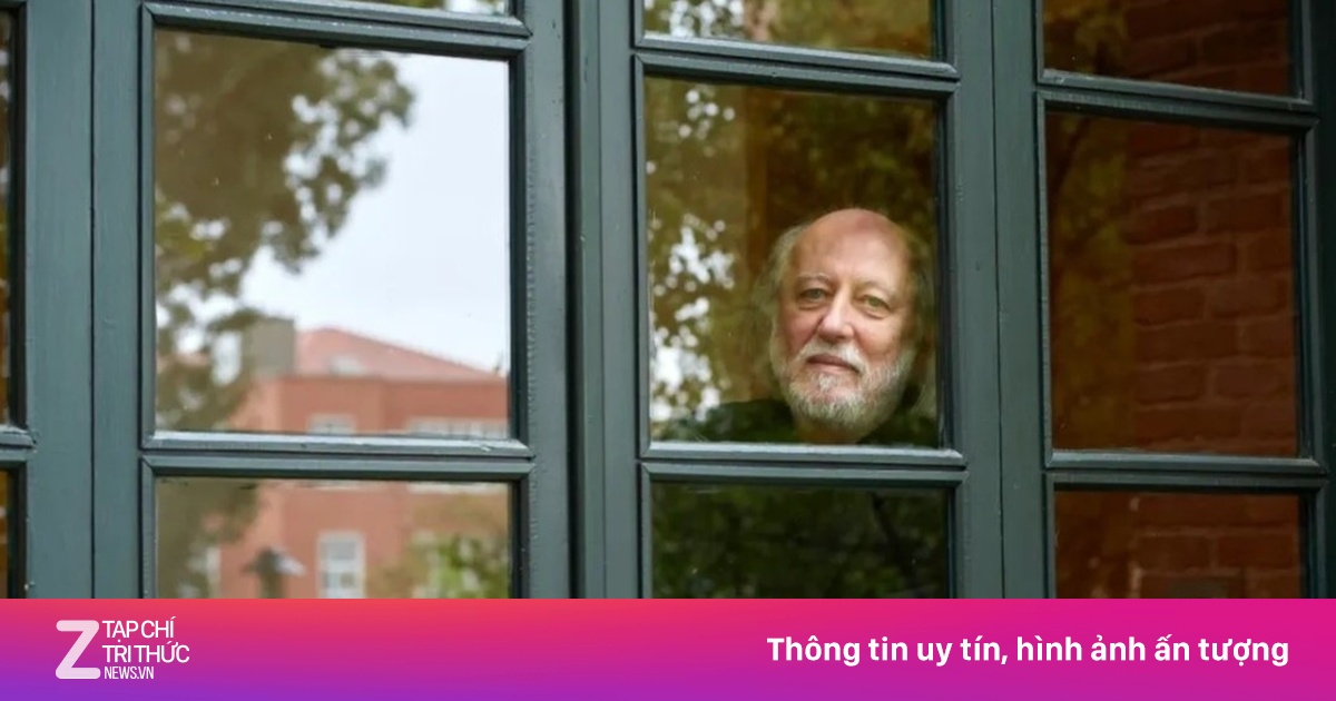 ‘Sách của Krasznahorkai là đại tiệc cho tiềm thức’