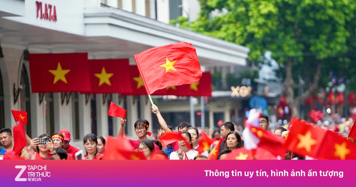 Lý giải lòng yêu nước nhiệt thành của người Việt