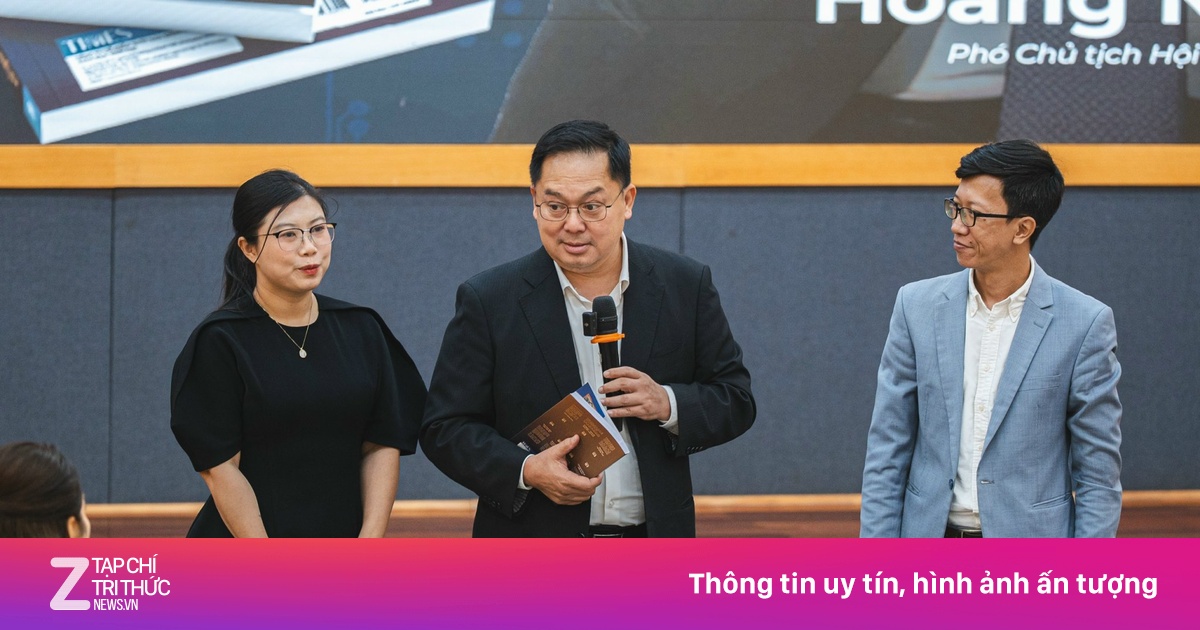 'Mỗi sách làm cùng tác giả Hoàng Nam Tiến là một lần trưởng thành'