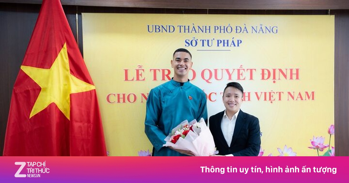 Cầu thủ nhập tịch đi bầu cử: Tự hào thực hiện trách nhiệm công dân