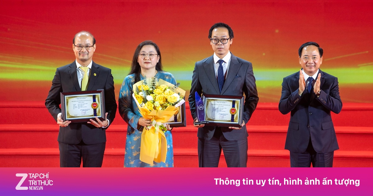 Thế 'kiềng ba chân' phát triển ngành sách