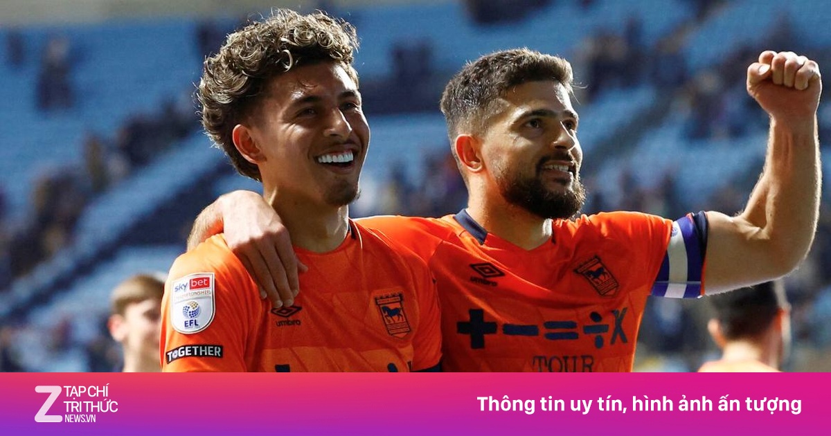 Đội bóng thứ 2 thăng hạng Premier League