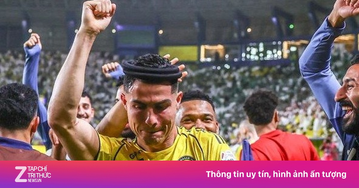 Video: Ronaldo nhảy múa ăn mừng bàn thắng cùng đồng đội