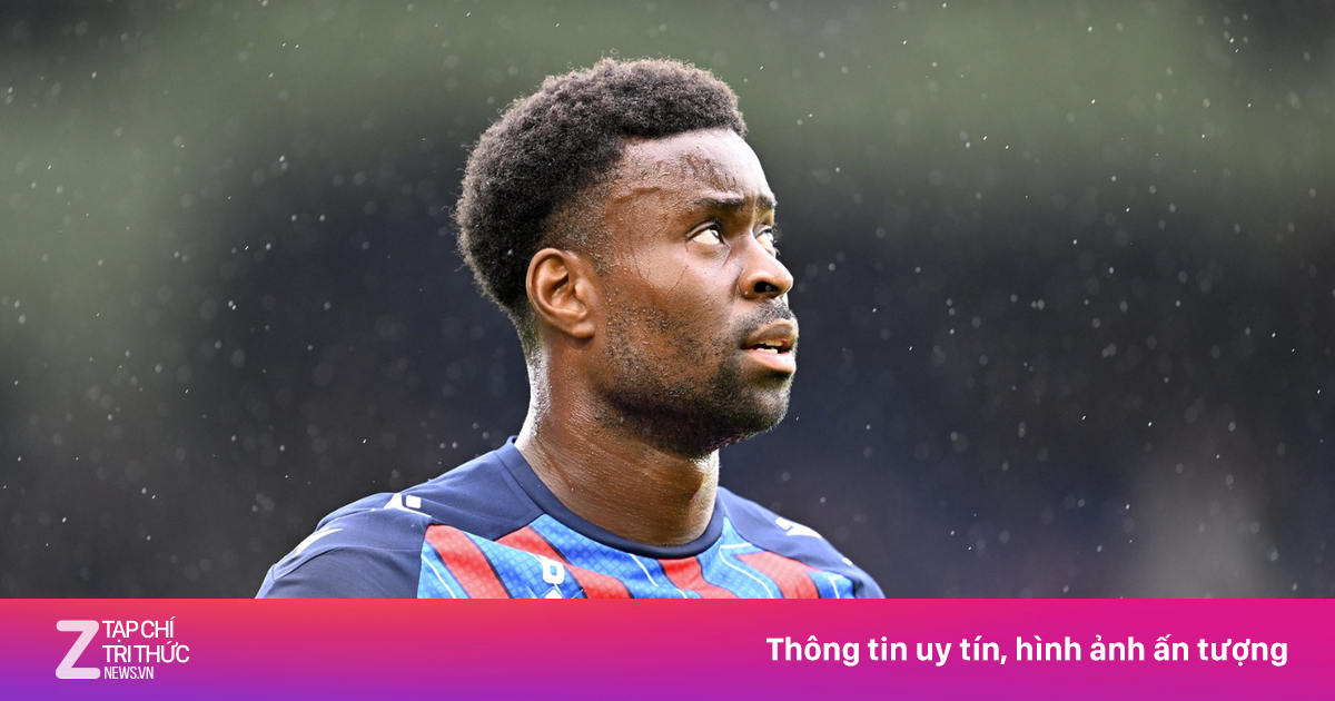 Man City mua sắm điên cuồng