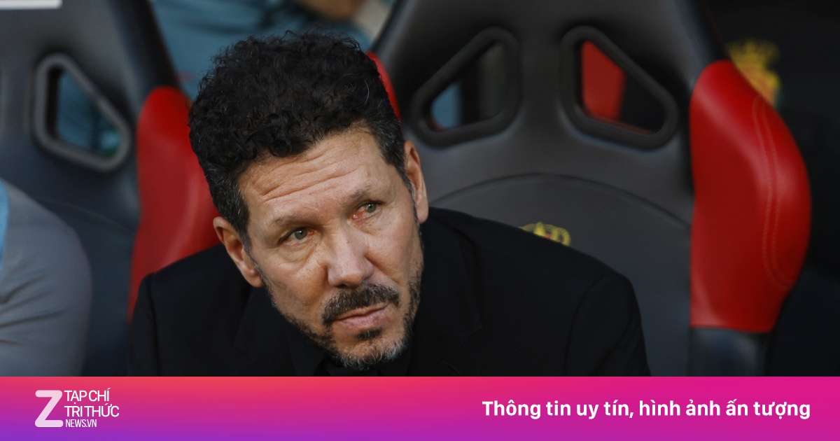 Phản ứng của Simeone khi Ancelotti rời Real