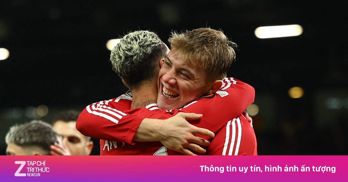 Lịch thi đấu bất thường của MU và Man City