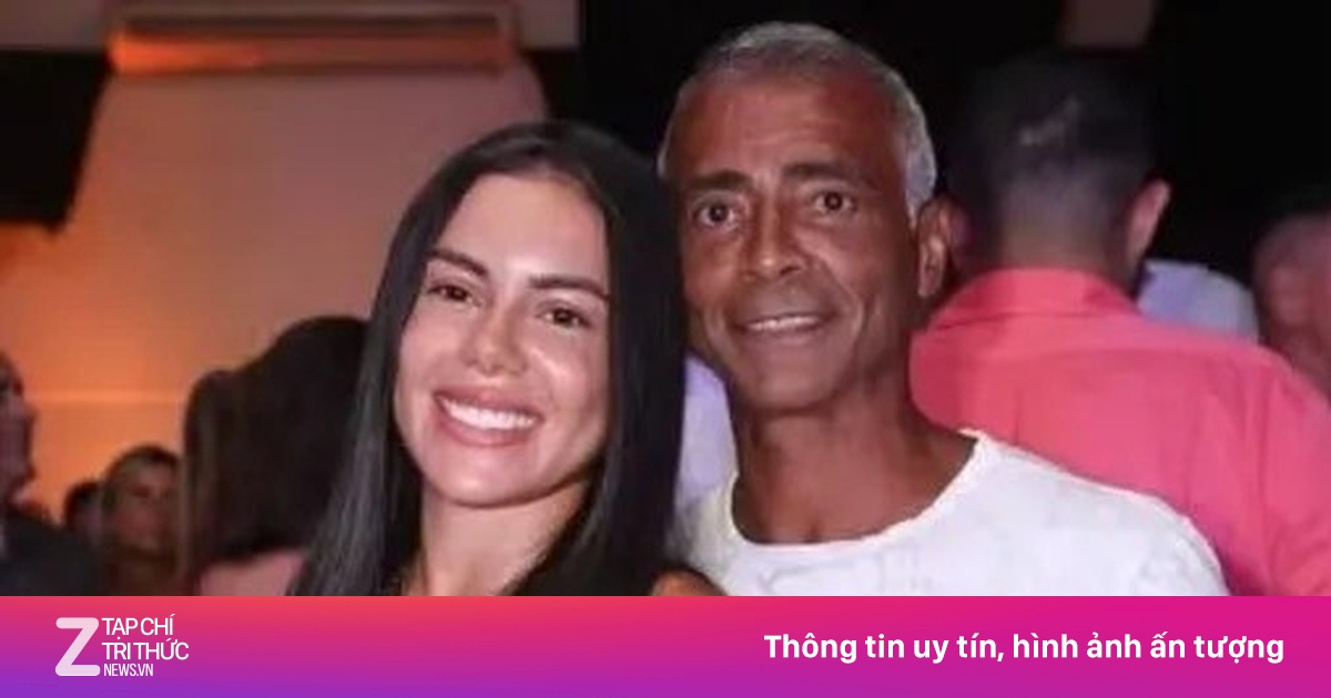 Romario chia tay bạn gái kém 37 tuổi