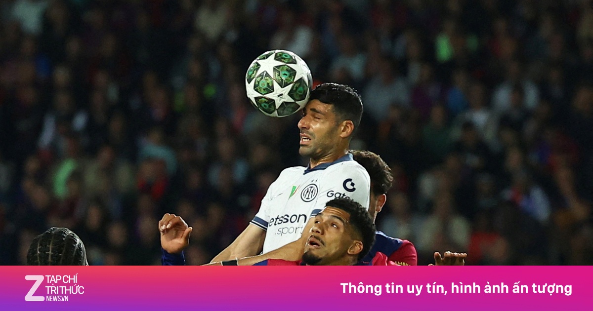 Barcelona sẵn sàng bán Araujo