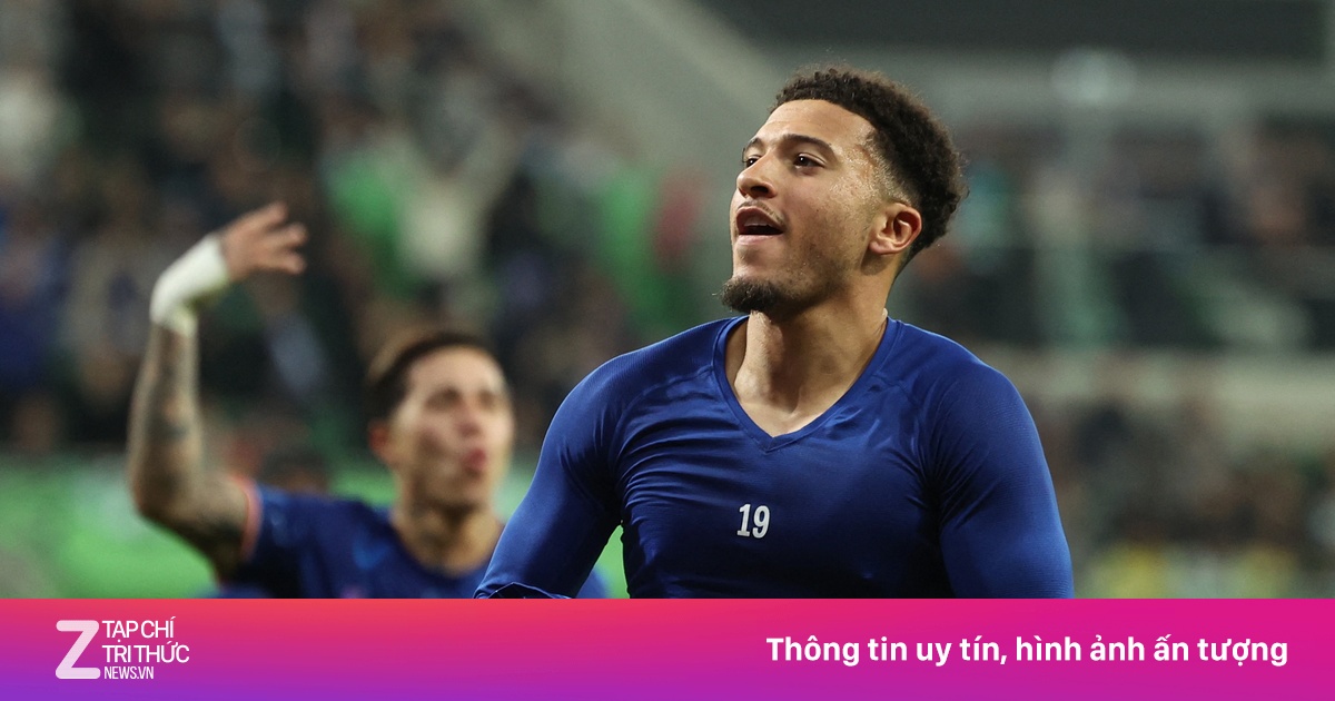 Sancho gật đầu với Napoli
