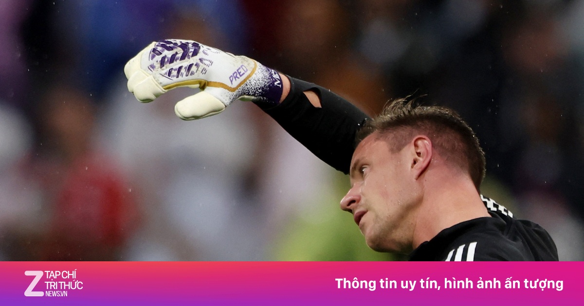 Ter Stegen sụp đổ