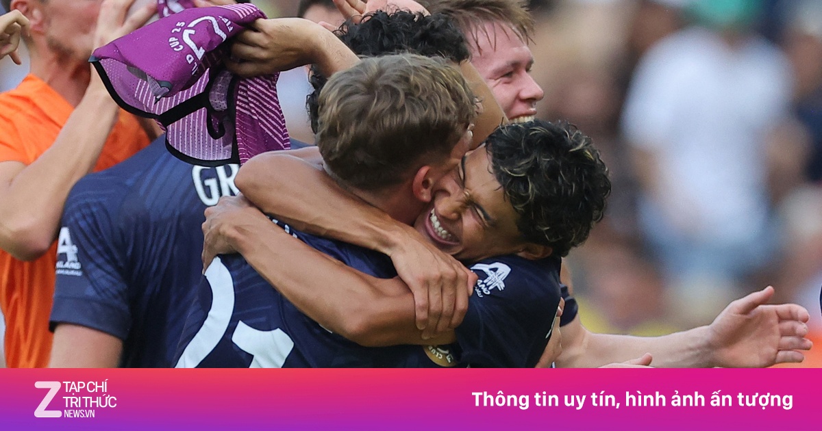Auckland City tạo cú sốc khó tin