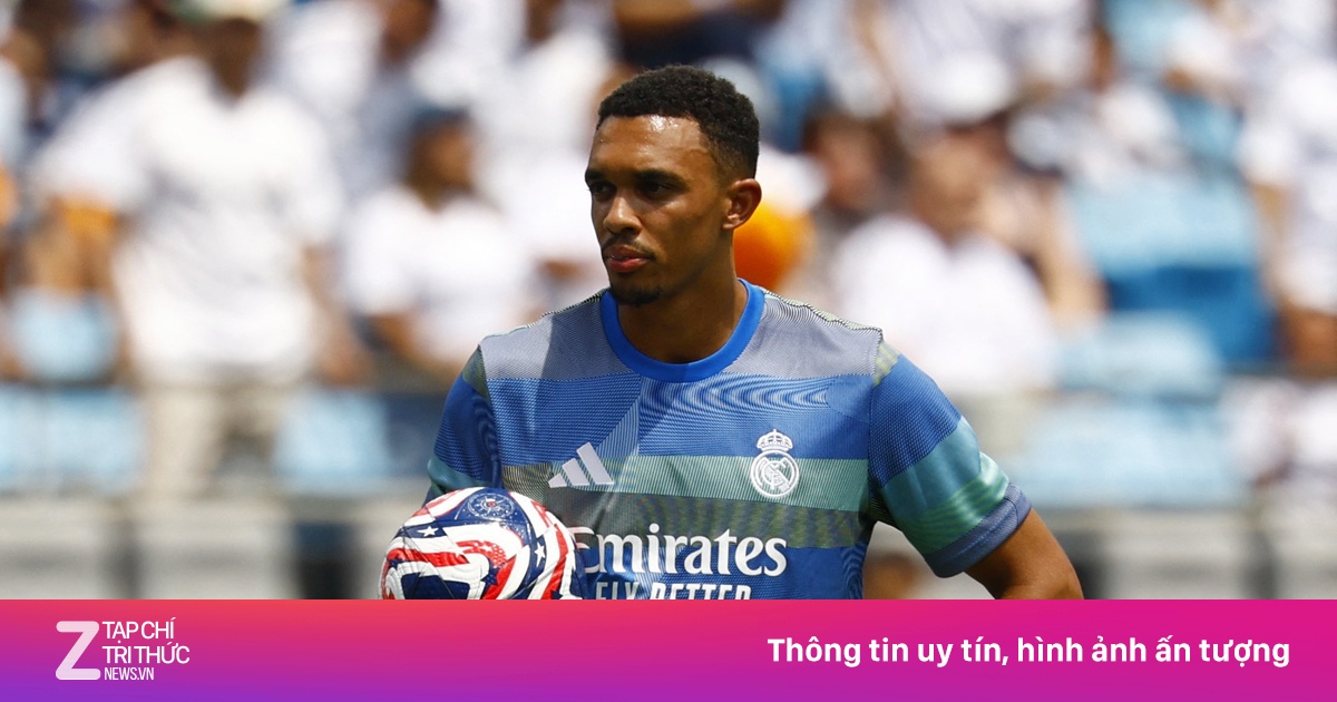 Trent Alexander-Arnold nguy cơ mất suất đá chính