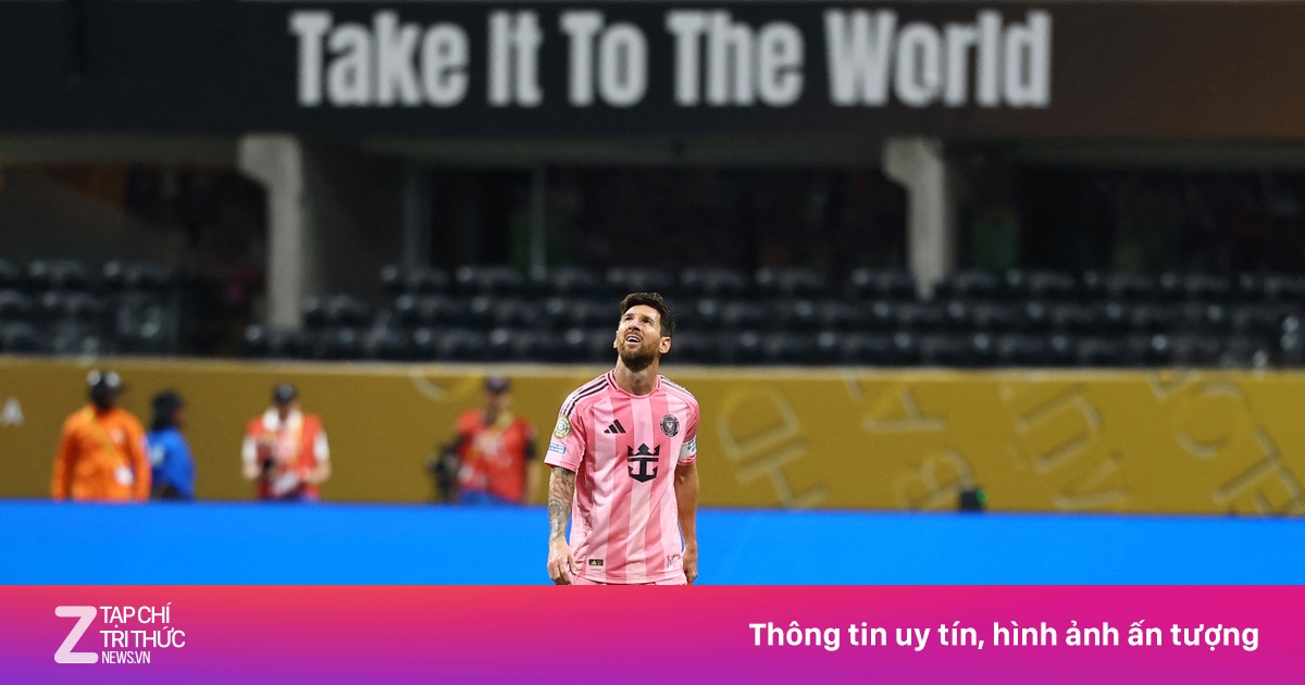 Dẫu là cái bóng, Messi vẫn là điểm nhìn
