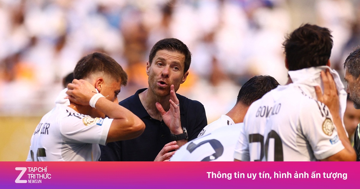 Xabi Alonso chơi ván cờ sinh tử với PSG