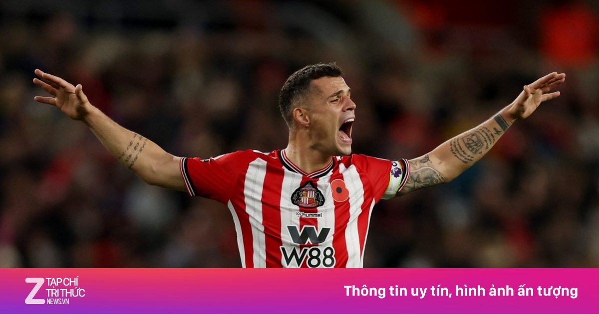 Xhaka viết lại số phận ở tuổi 33