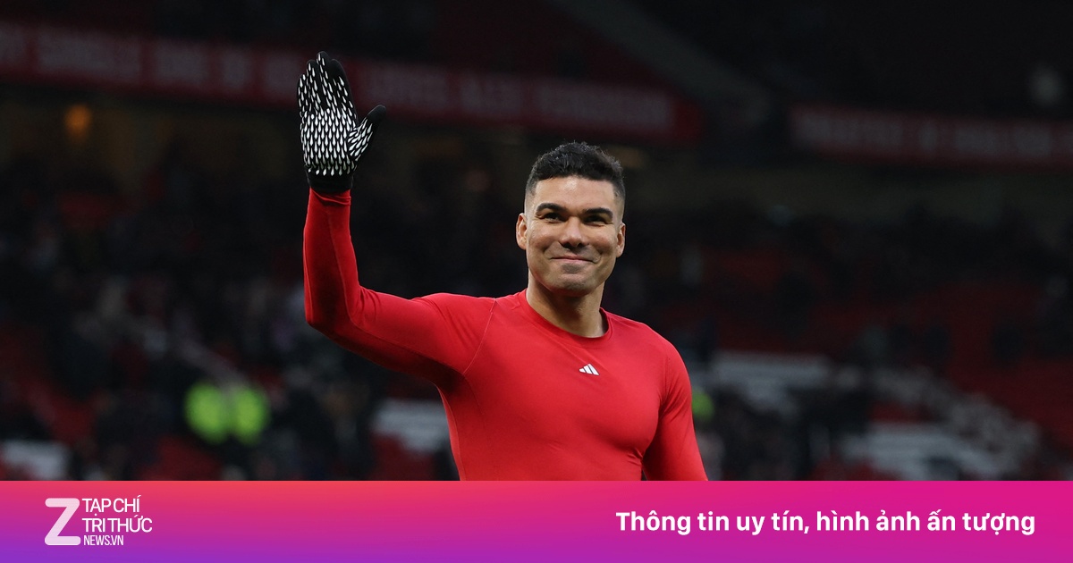 Rio Ferdinand cảnh báo MU thiếu khôn ngoan khi để Casemiro ra đi